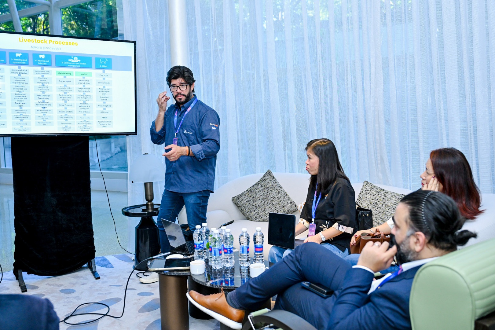 LinkedWorld-SAP全球合作伙伴联盟年会-现场交流3